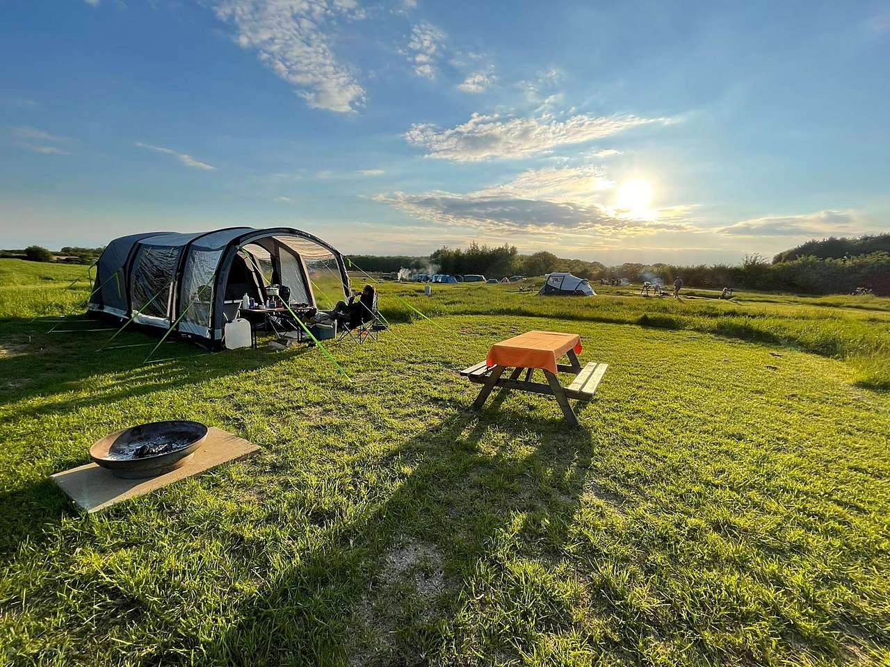 Non-electric grass tent pitch