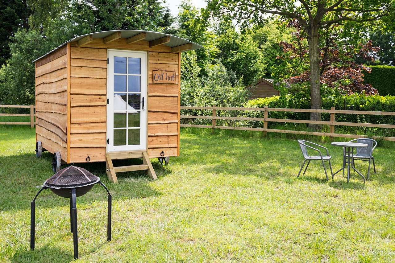 Owl - Shepherd's Hut 