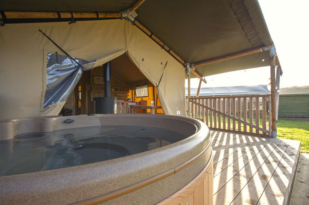 Safari Tent 