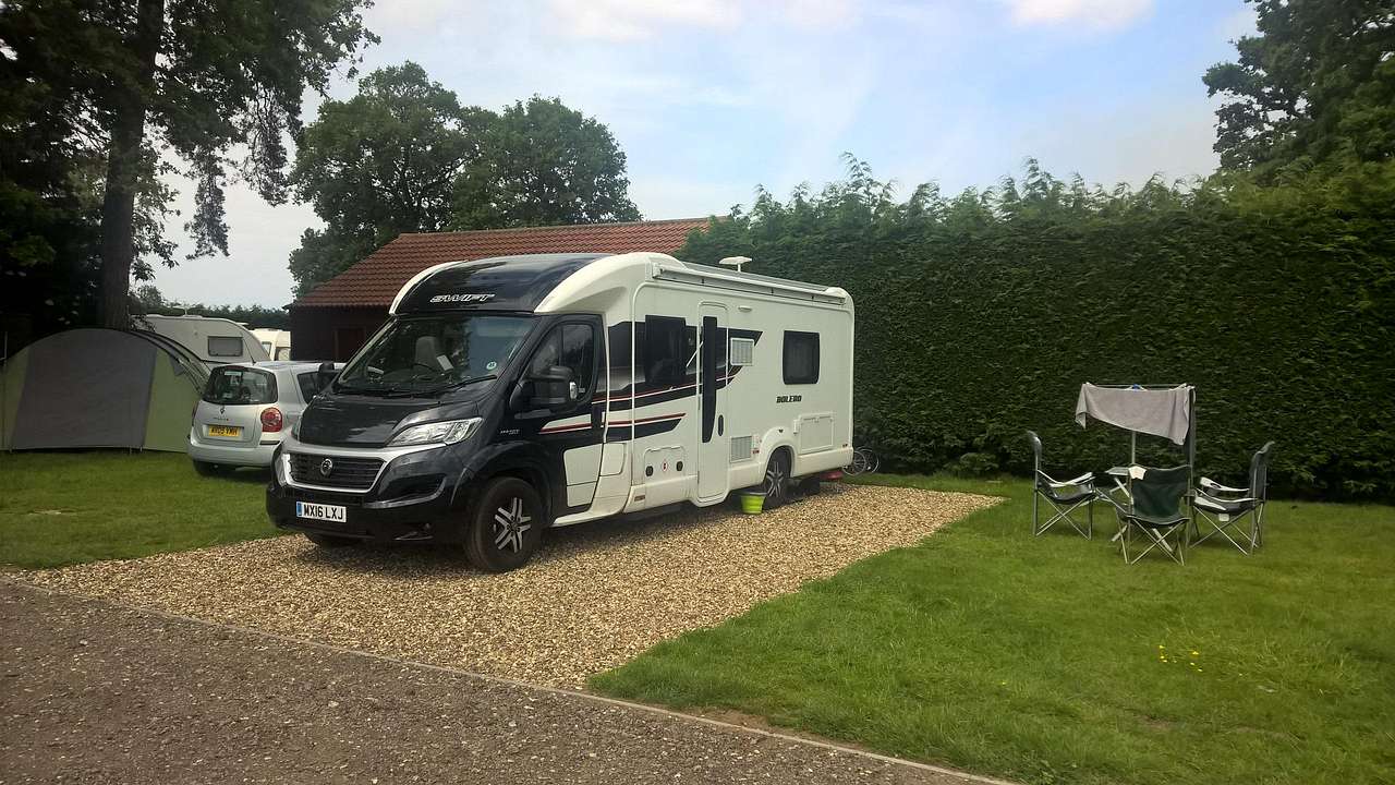 Hardstanding Gravel/Grass Touring Pitch