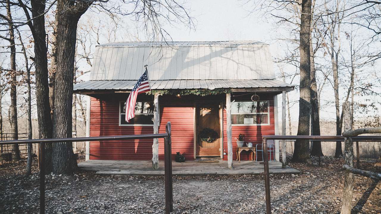 Dogwood Cabin