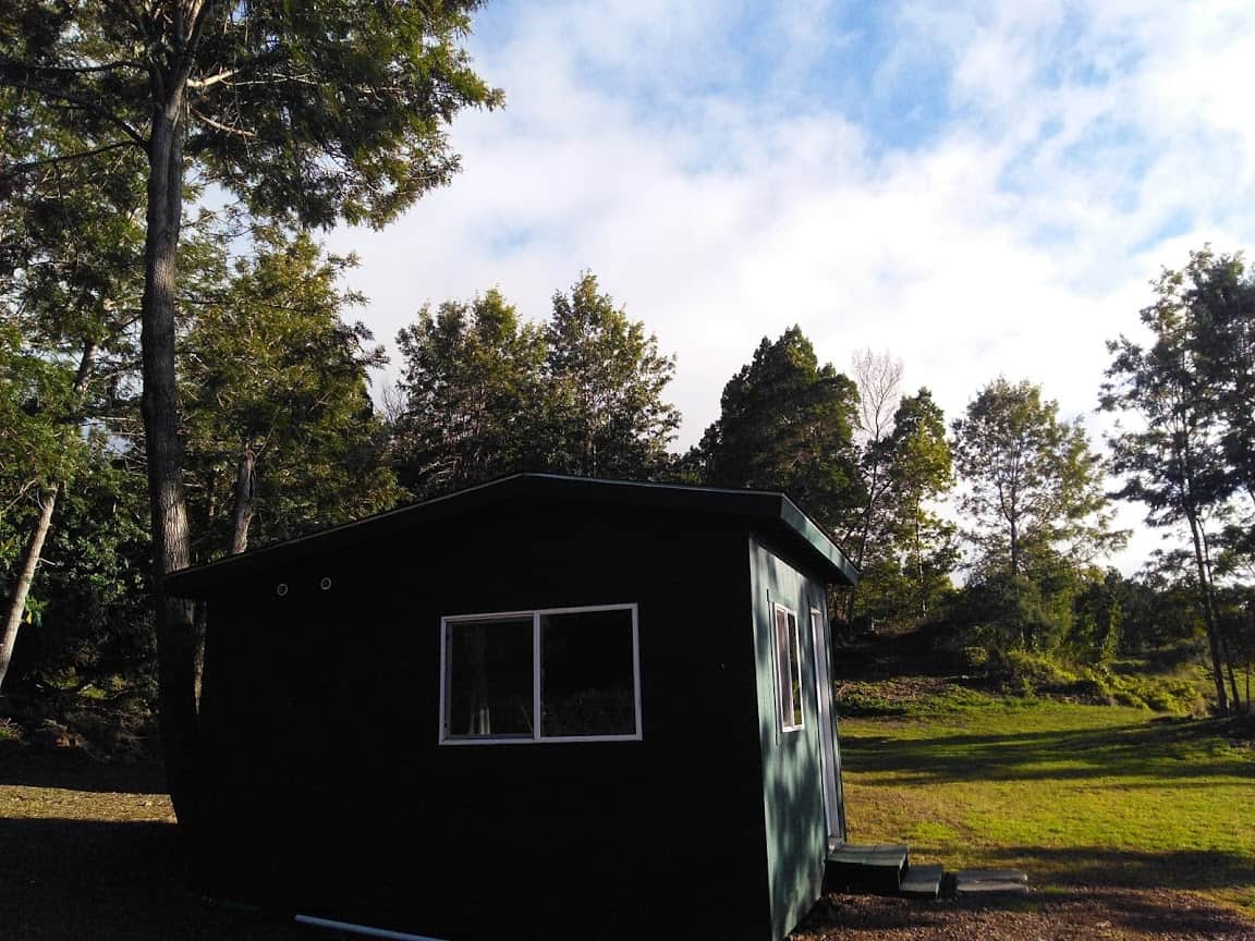 Quiet, off-the -grid mountain cabin