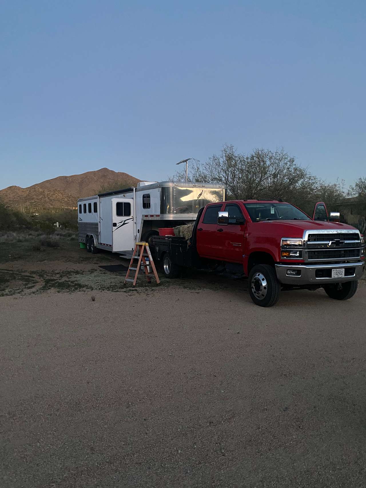 Ample space to park & maneuver your rig