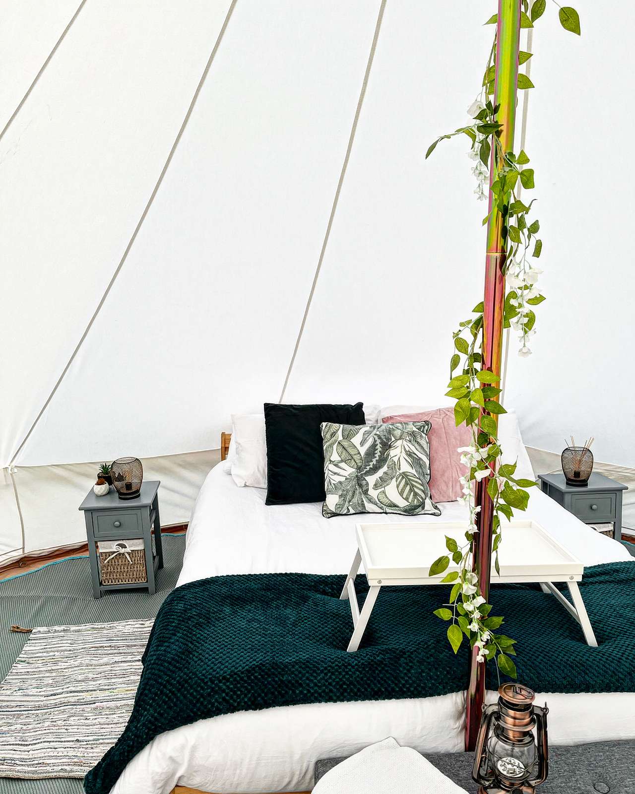5M Deluxe bell tent interior