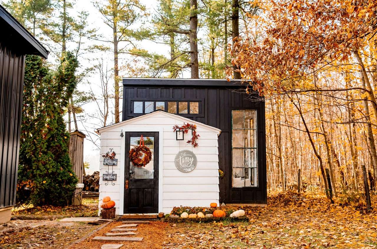 The Tiny Shed-Boutique Glamping