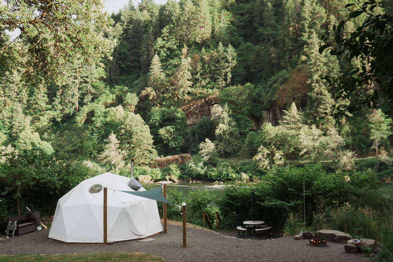 Tide's Reach of the Umpqua