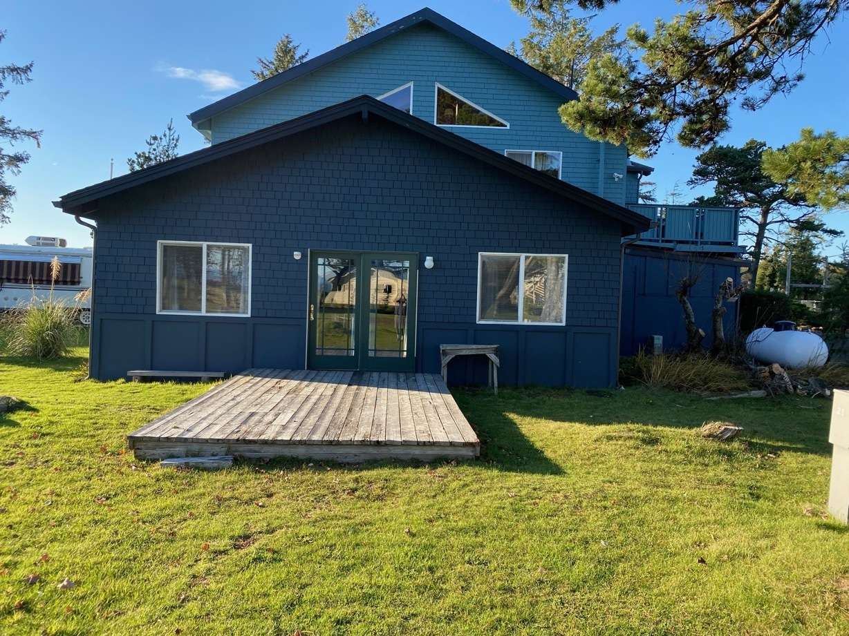 Bayshore RV Park & Guest Suites