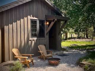 The Aspen Grove Inn at Heise Bridge