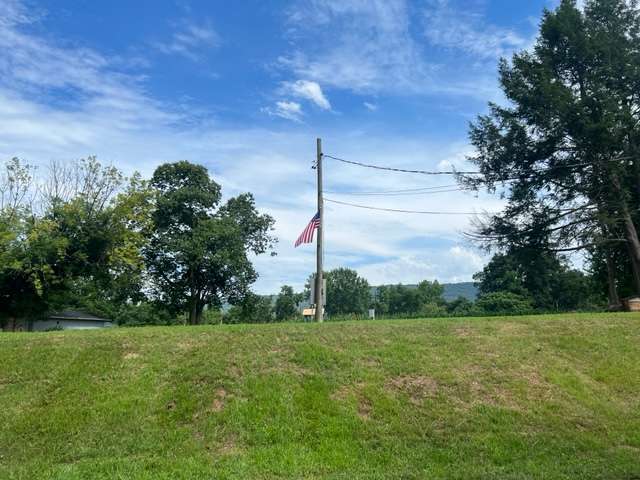 Juniata River RV/Camper Lot