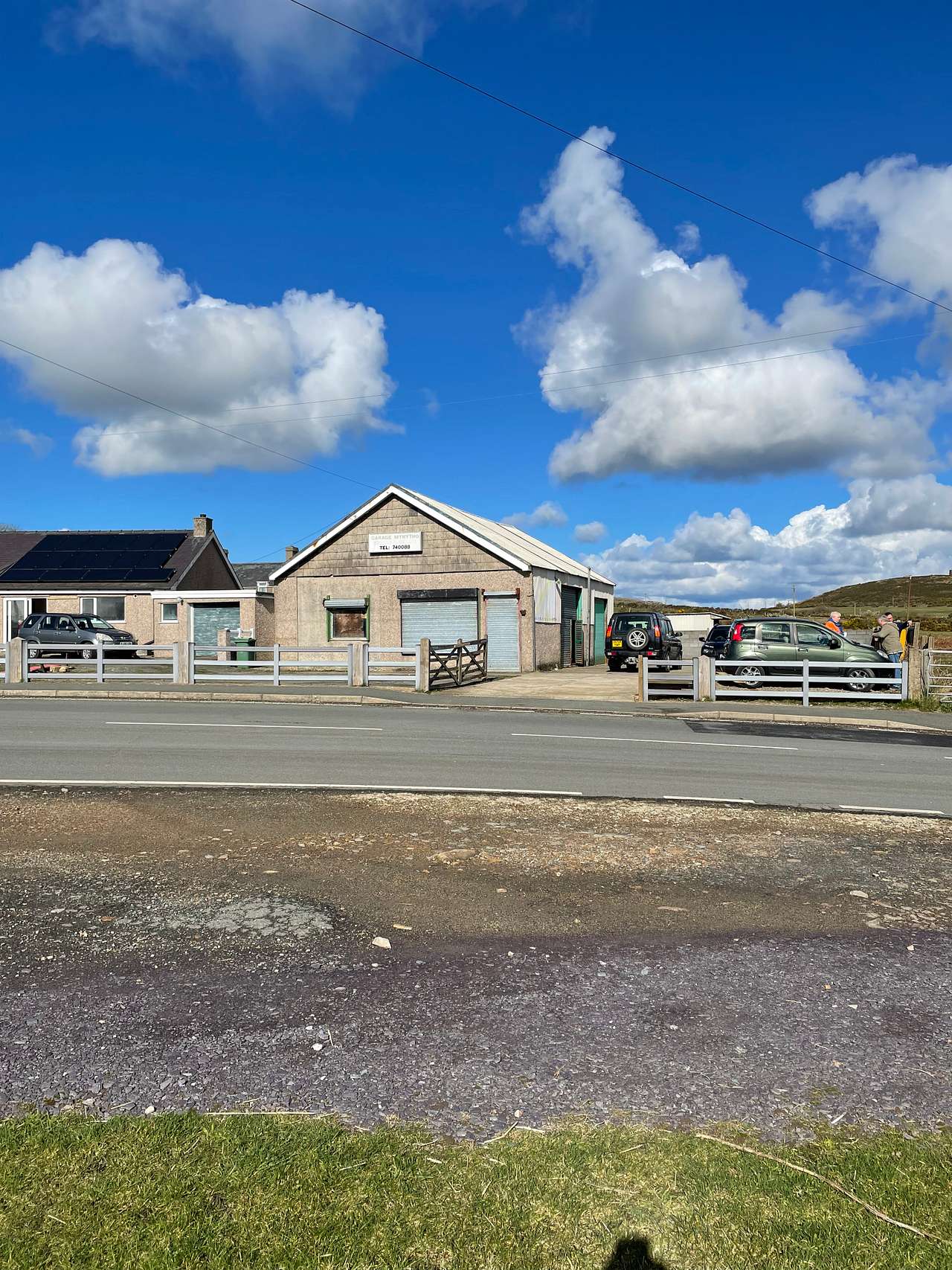 Garej Mynytho Garage and our Bungalow