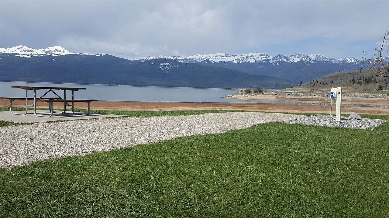 Yellowstone Holiday