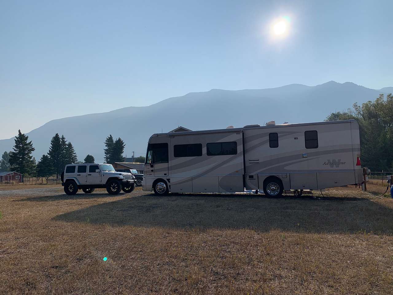 Glacier RV Oasis – Full Hookups