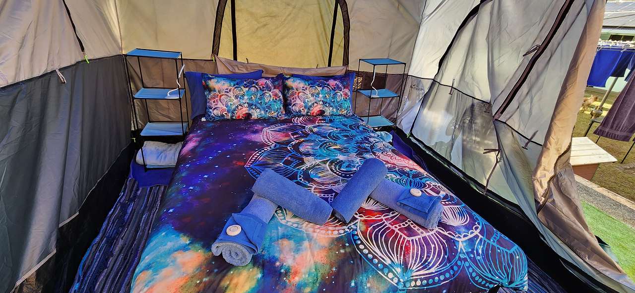 Meyenburg Glamping, Mt Morgan
