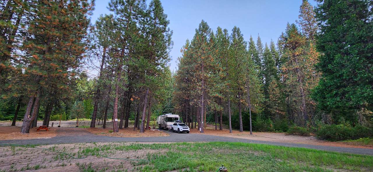 Crater Lake Private Space