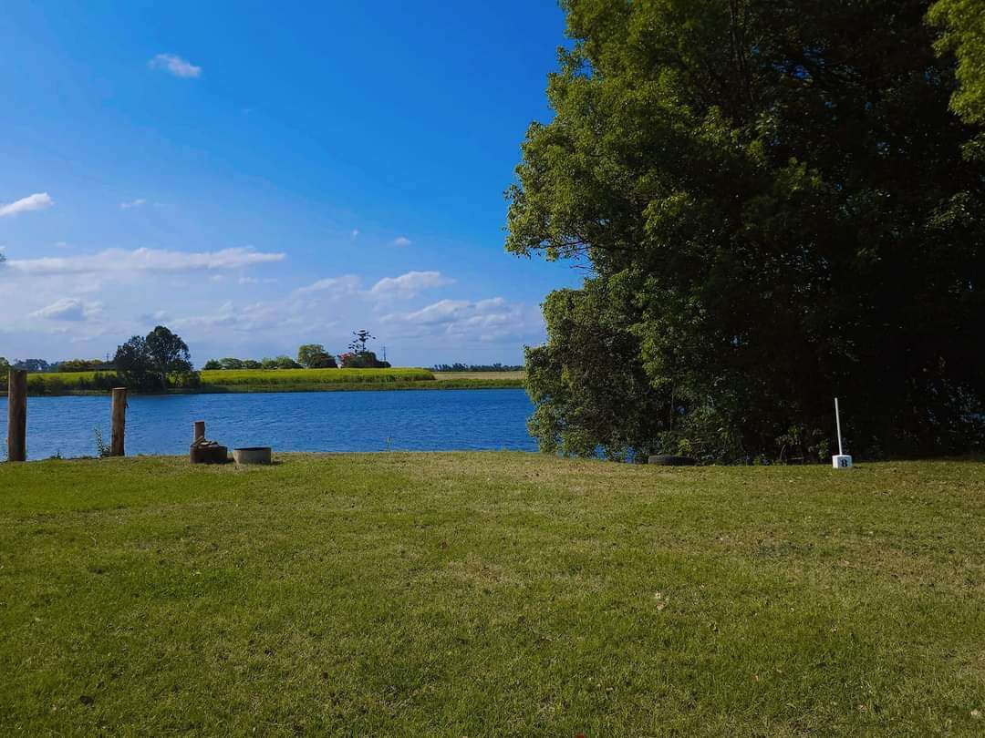 River terrace camping Cowper 2460