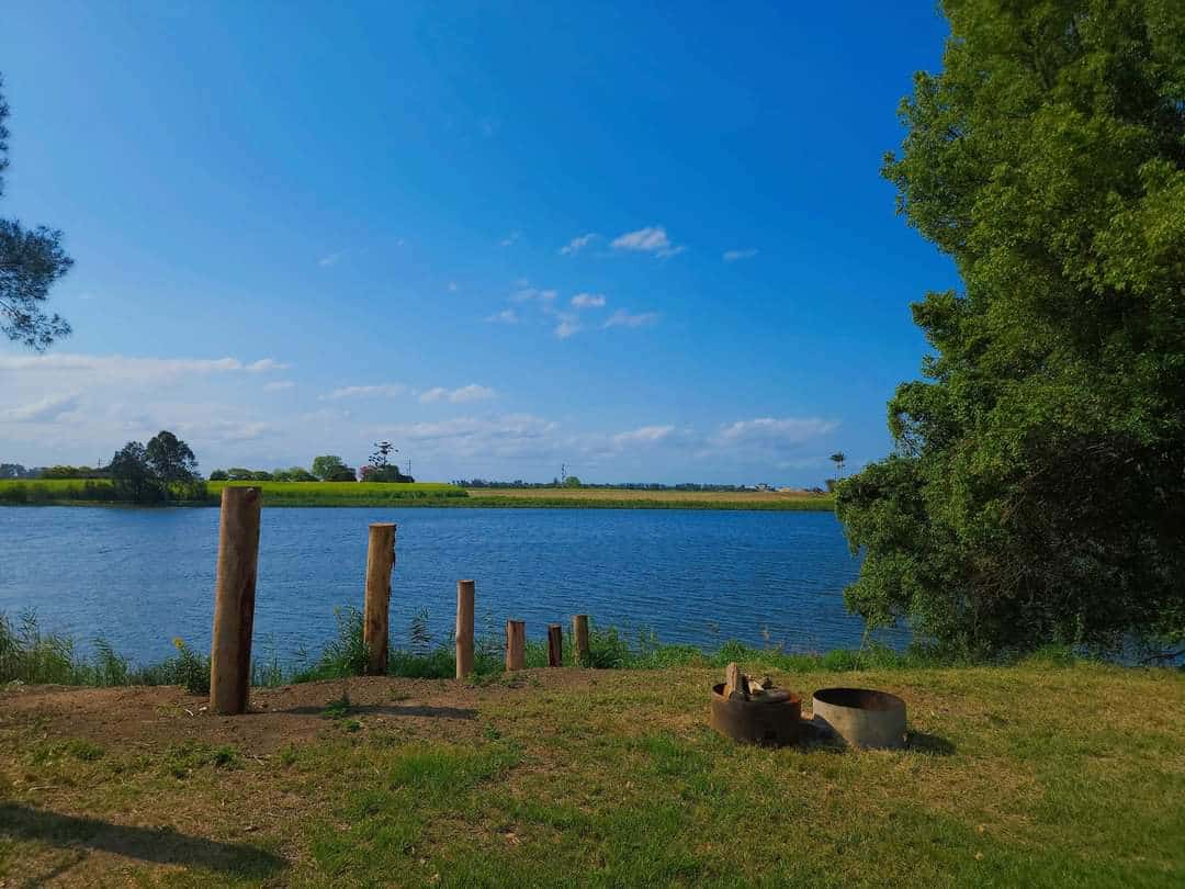 River terrace camping Cowper 2460