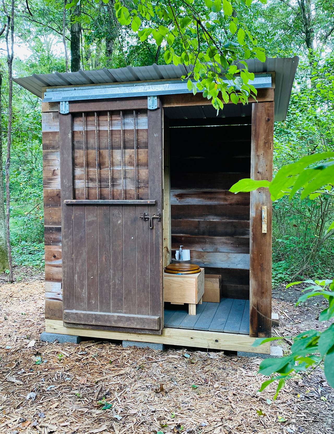 The compostable loo is private and clean. 