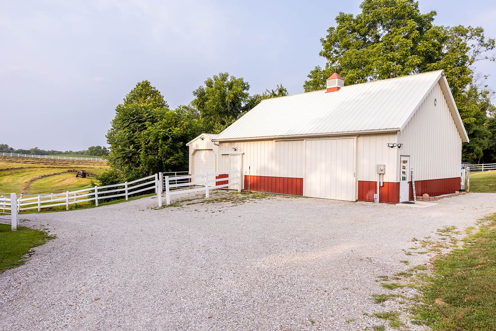 Rolling Hills Farm And Stables