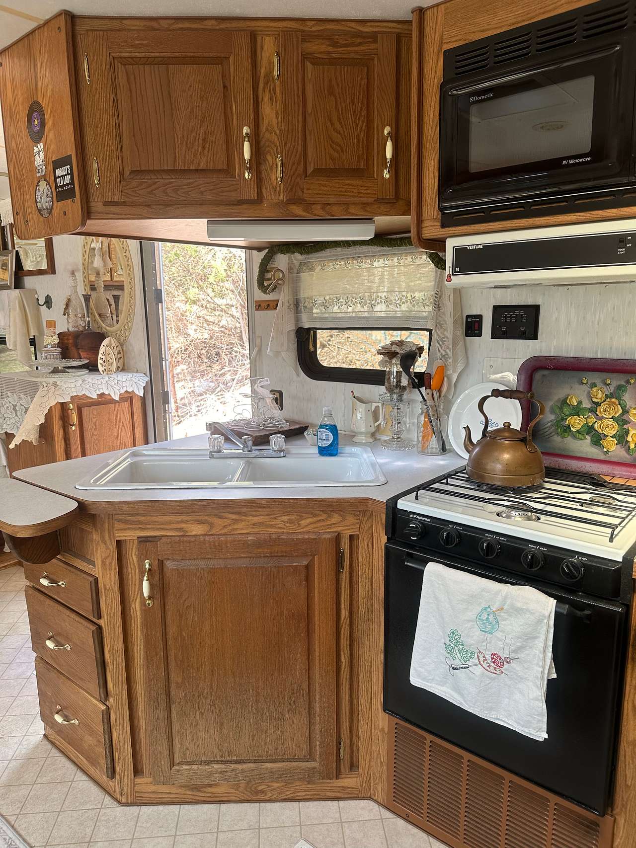 View amenities photos of Enchanted Ozark Fairytale Camp