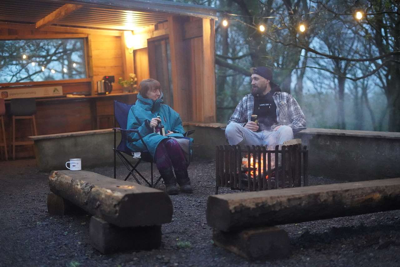 Cosy communal area for those bad weather days!
