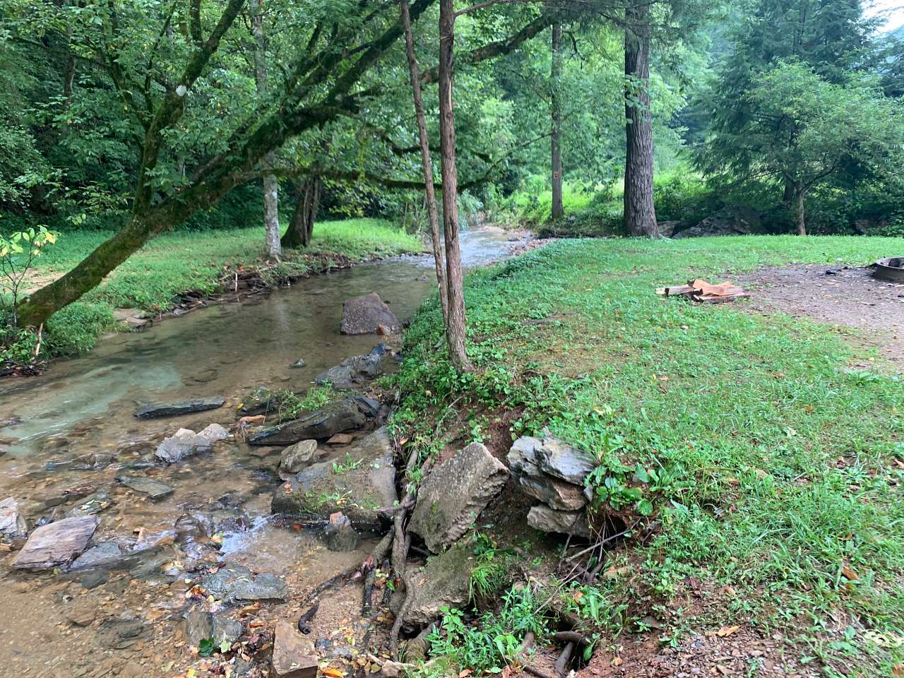 2 Creeks Campground @ Reliance,