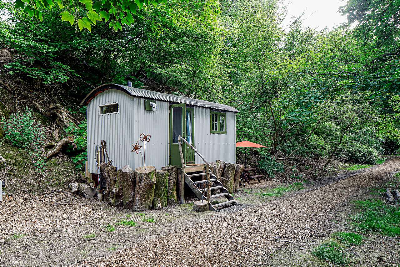 Pepperscombe Cottages & Glamping