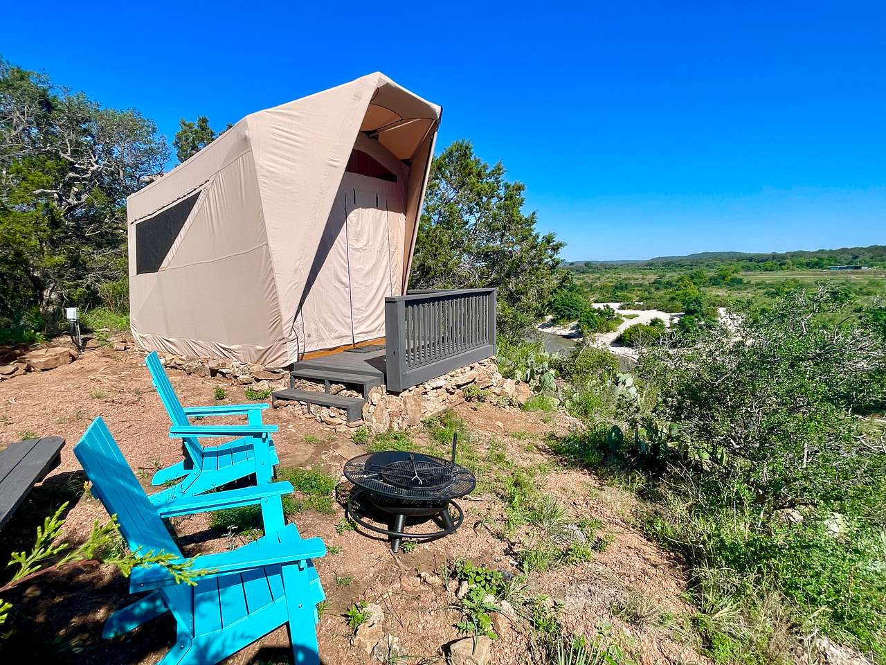 Dos Rios - Hill Country Adventure