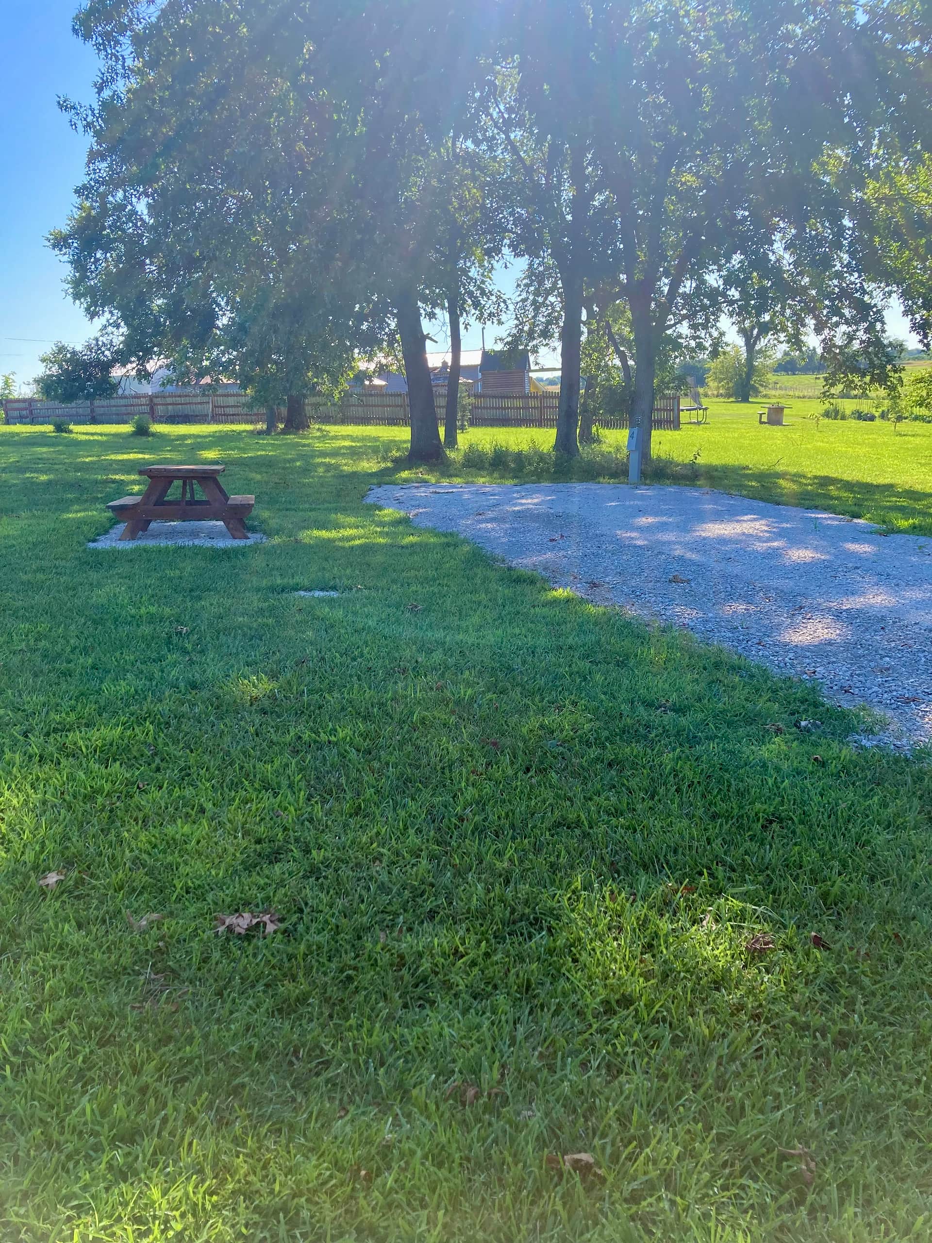 Hopewell Bridge Winery And RV Park