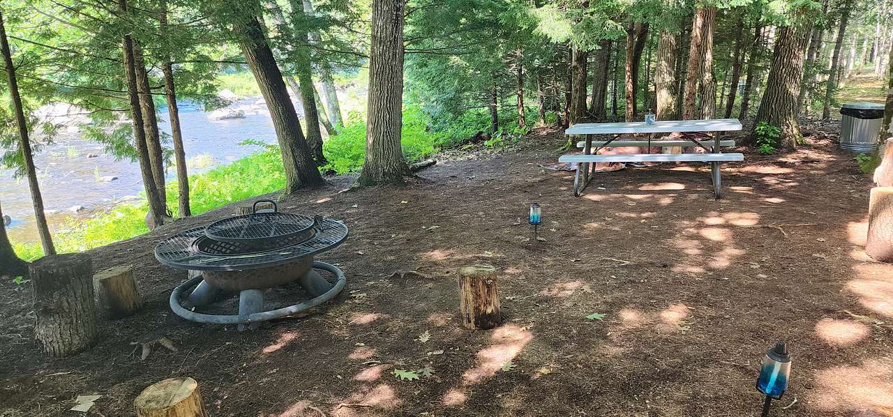 Flatrock on the River