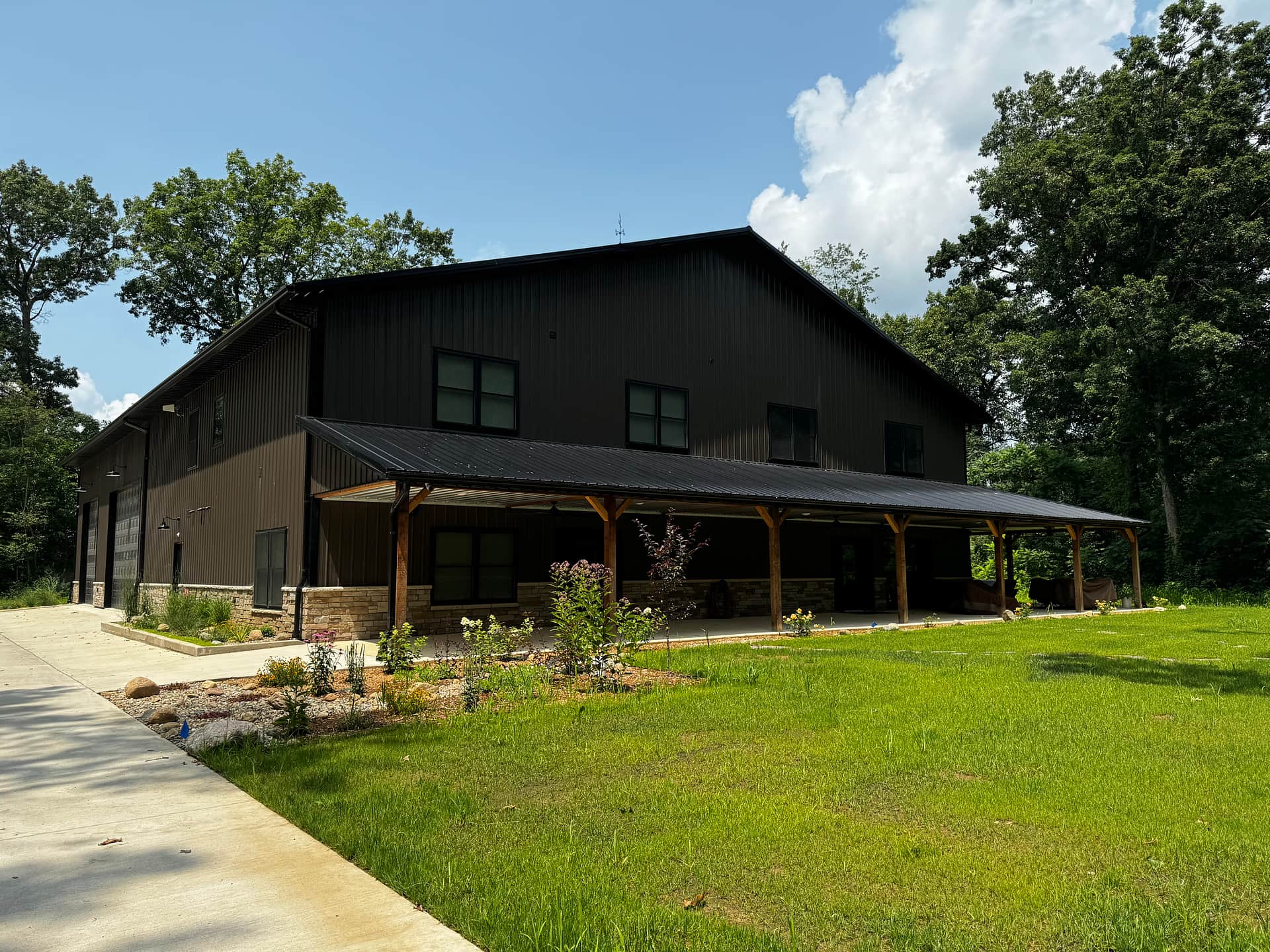 The Barn on Twilight RV Site
