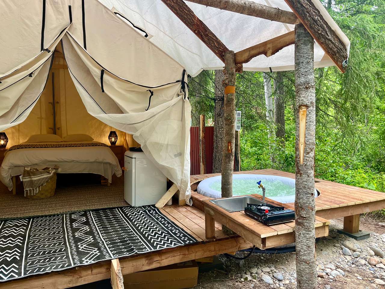 Golden Glamping Resort