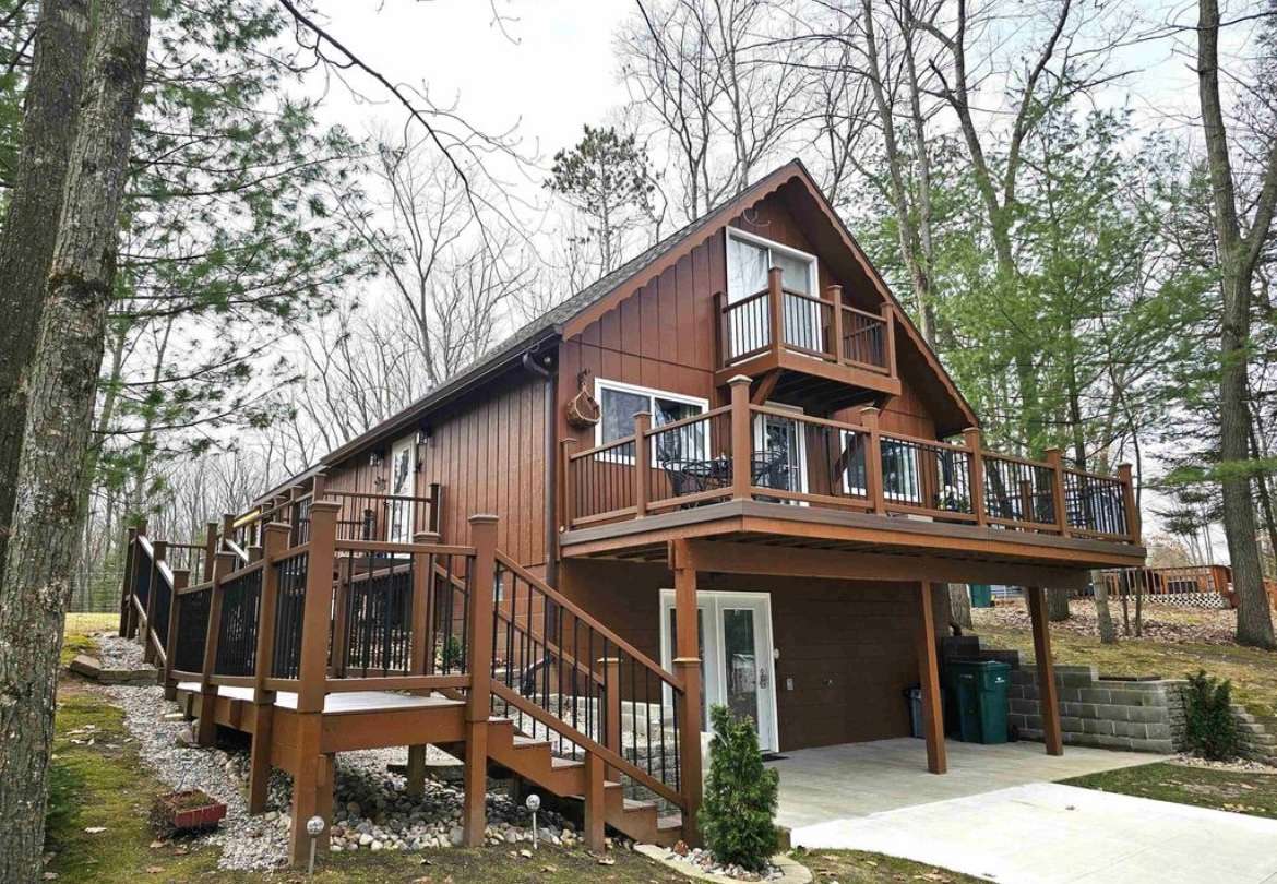Harrison Hideaway Cabin