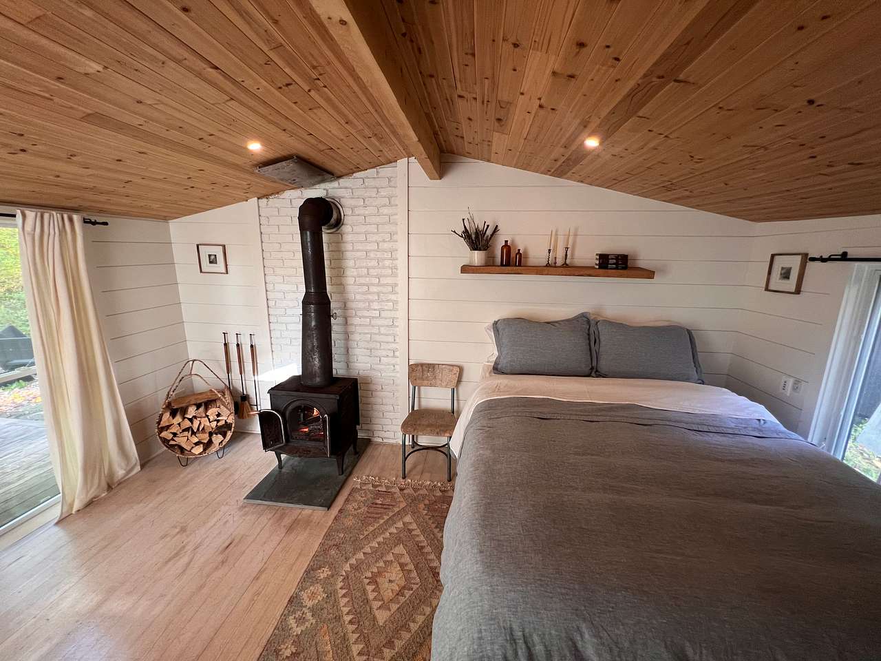 Andes Off-Grid Glamping Cabin
