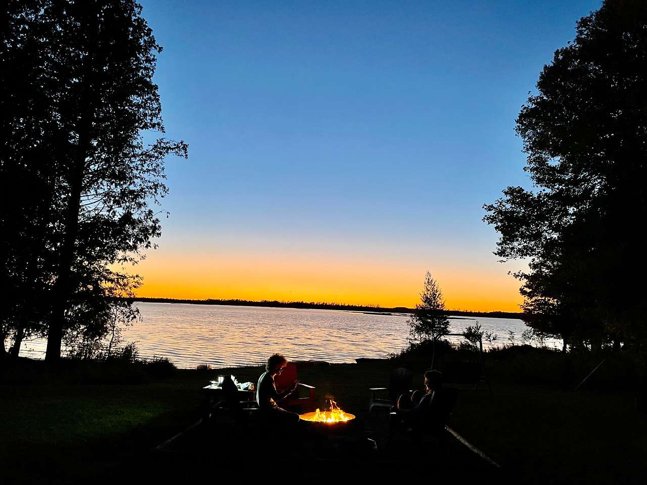 Cabin/Campers on Lake