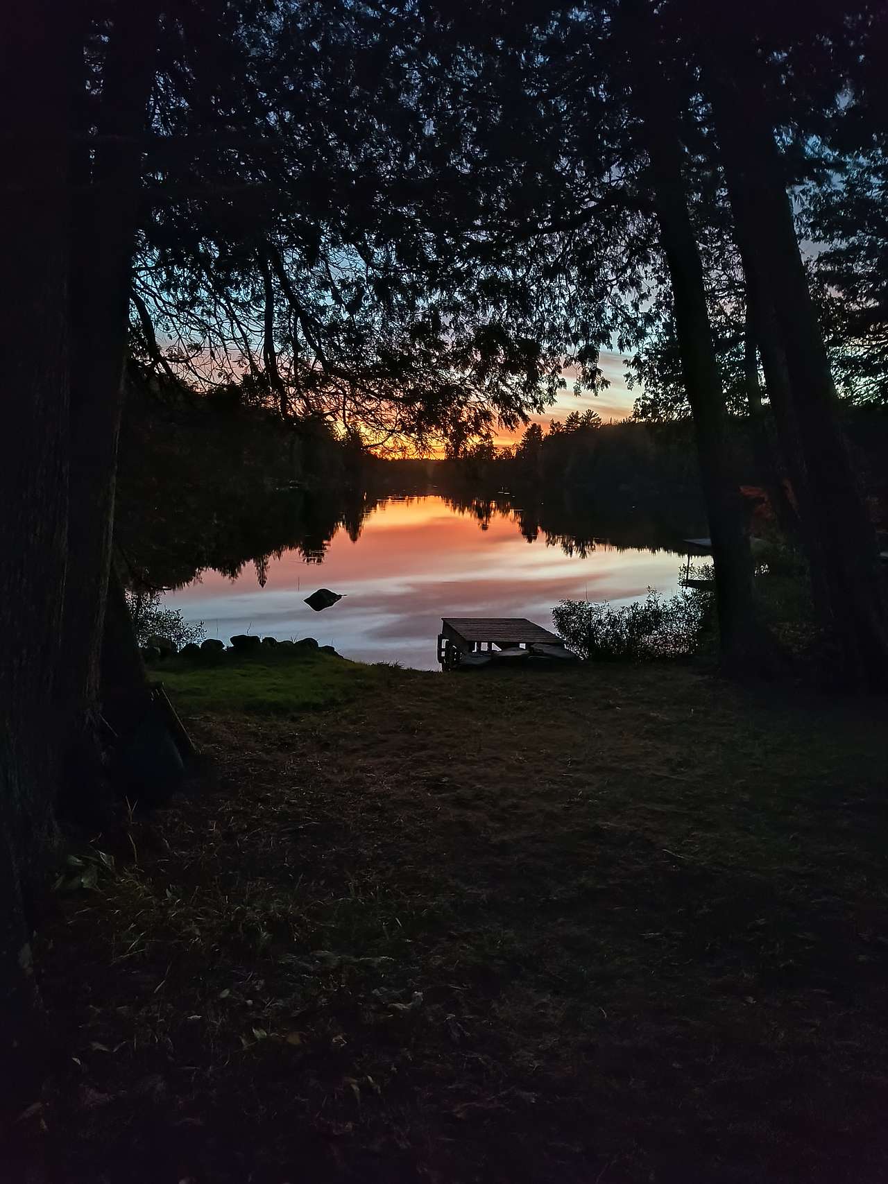 Little Brocky Lake Cabin & Sauna