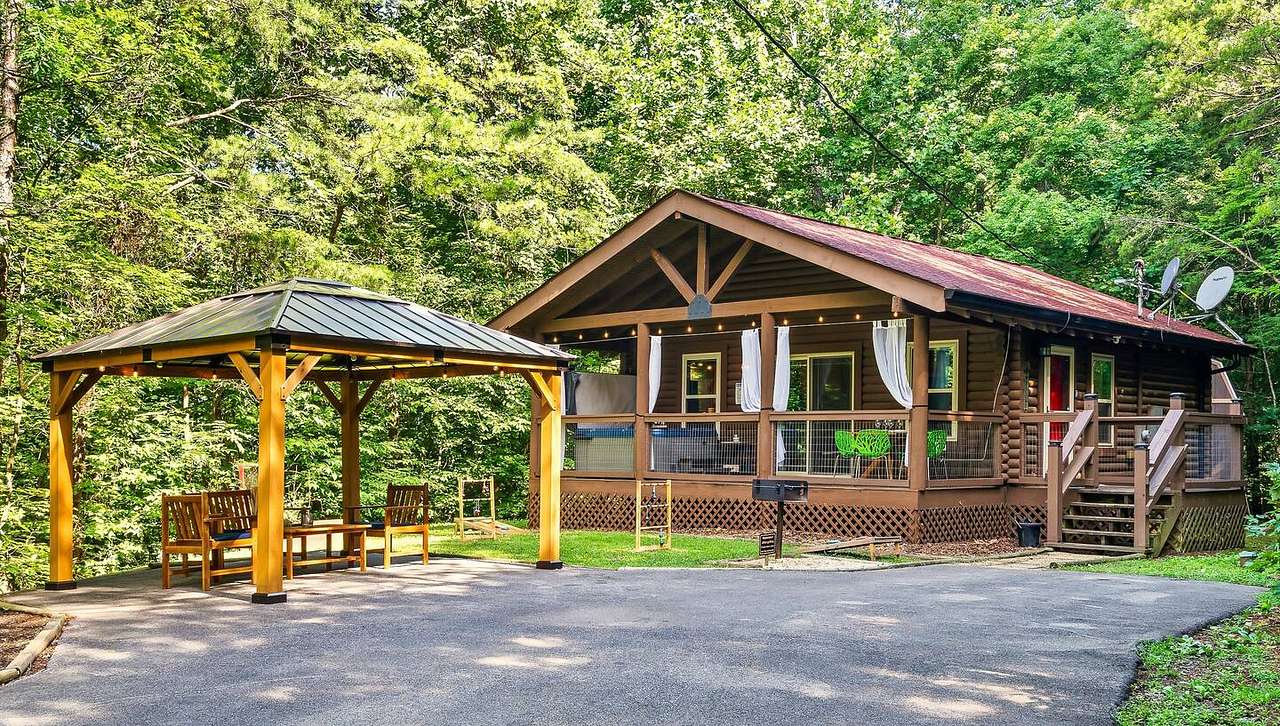 Smoky Mountain Log Cabin