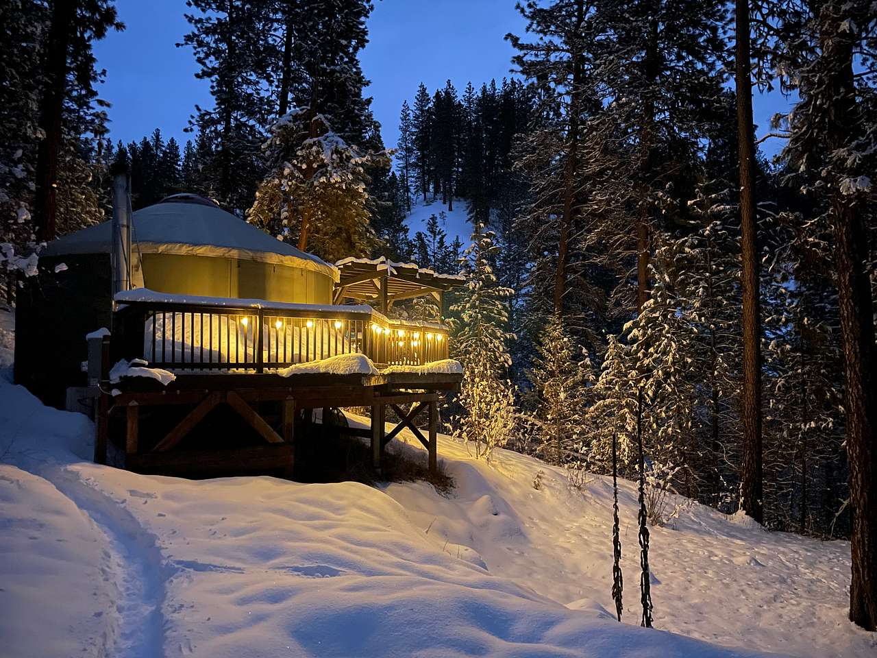 Secluded Off Grid Mountain Yurt