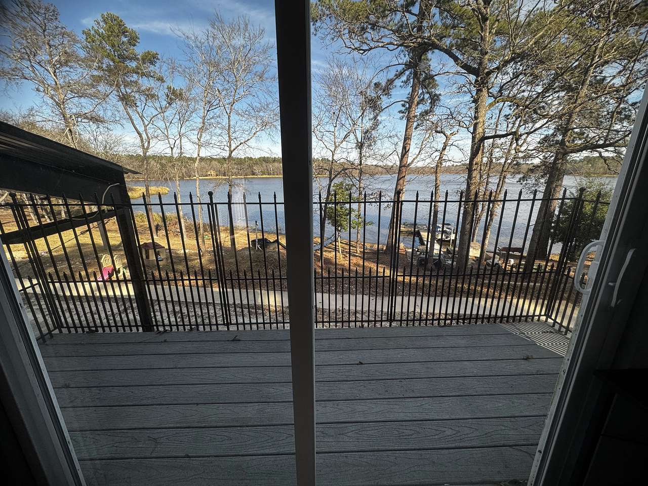 Cabins directly on the Lake