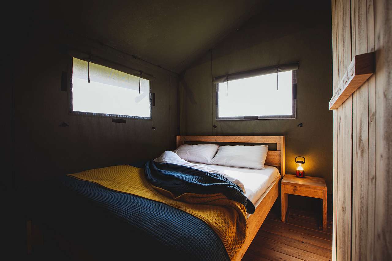 Lodge bedroom