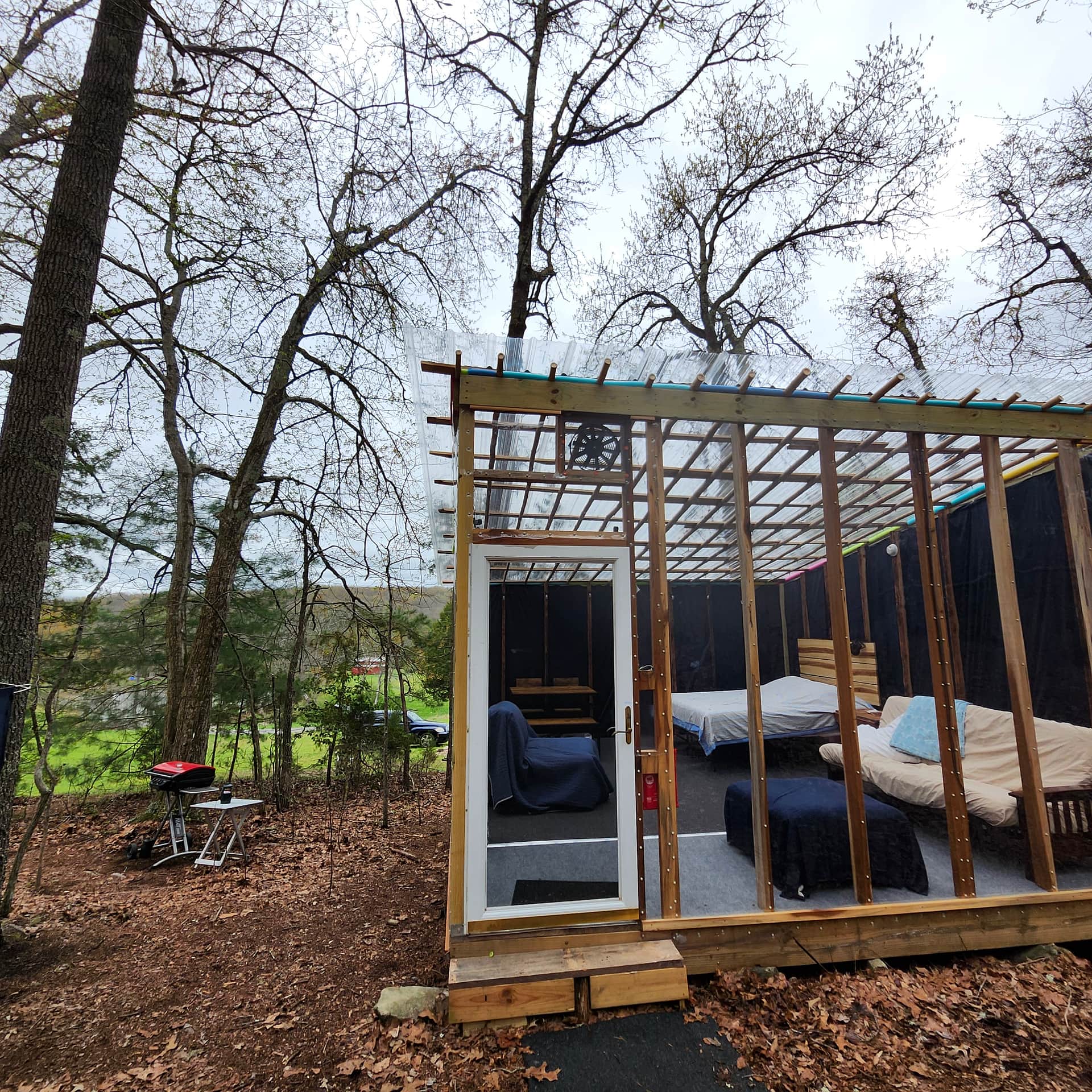 The clear walls and ceiling make for a forest emersed one of a kind experience. It is like sleeping on the porch when you were young.   Comfy for the whole family. 