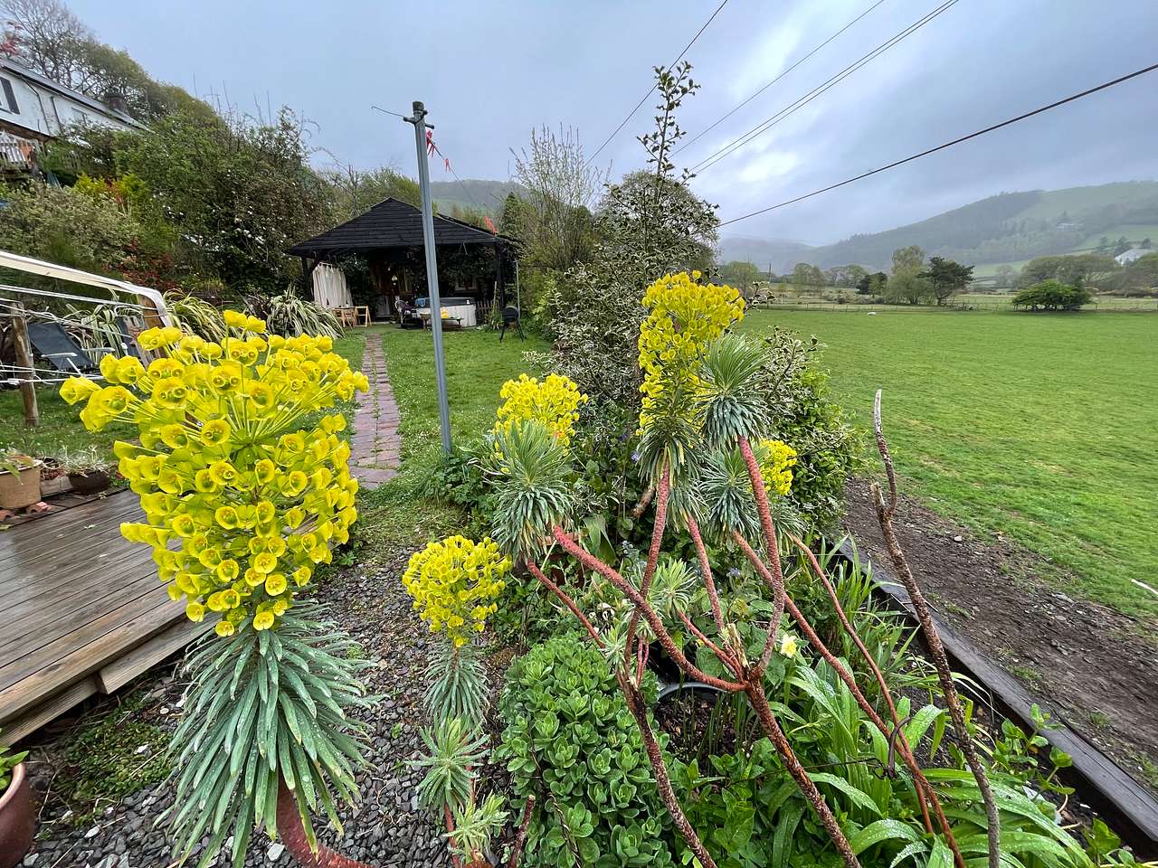 Aberystwyth Glamping with Hot Tub!