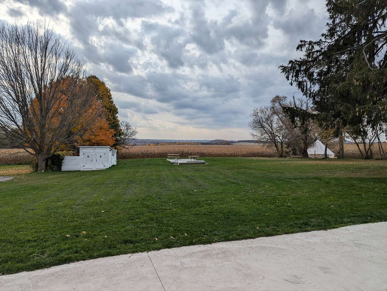 WILLOWJAYS (Farm with Views)