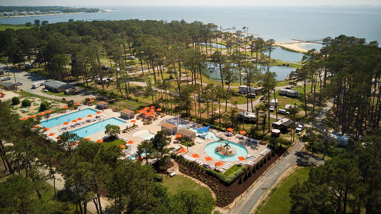 View amenities photos of Sun Outdoors Cape Charles