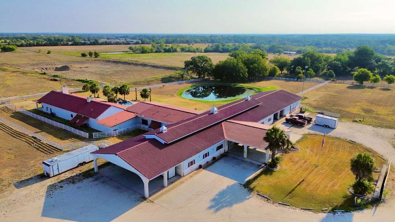 View more photos of Iron Horse RV Resort