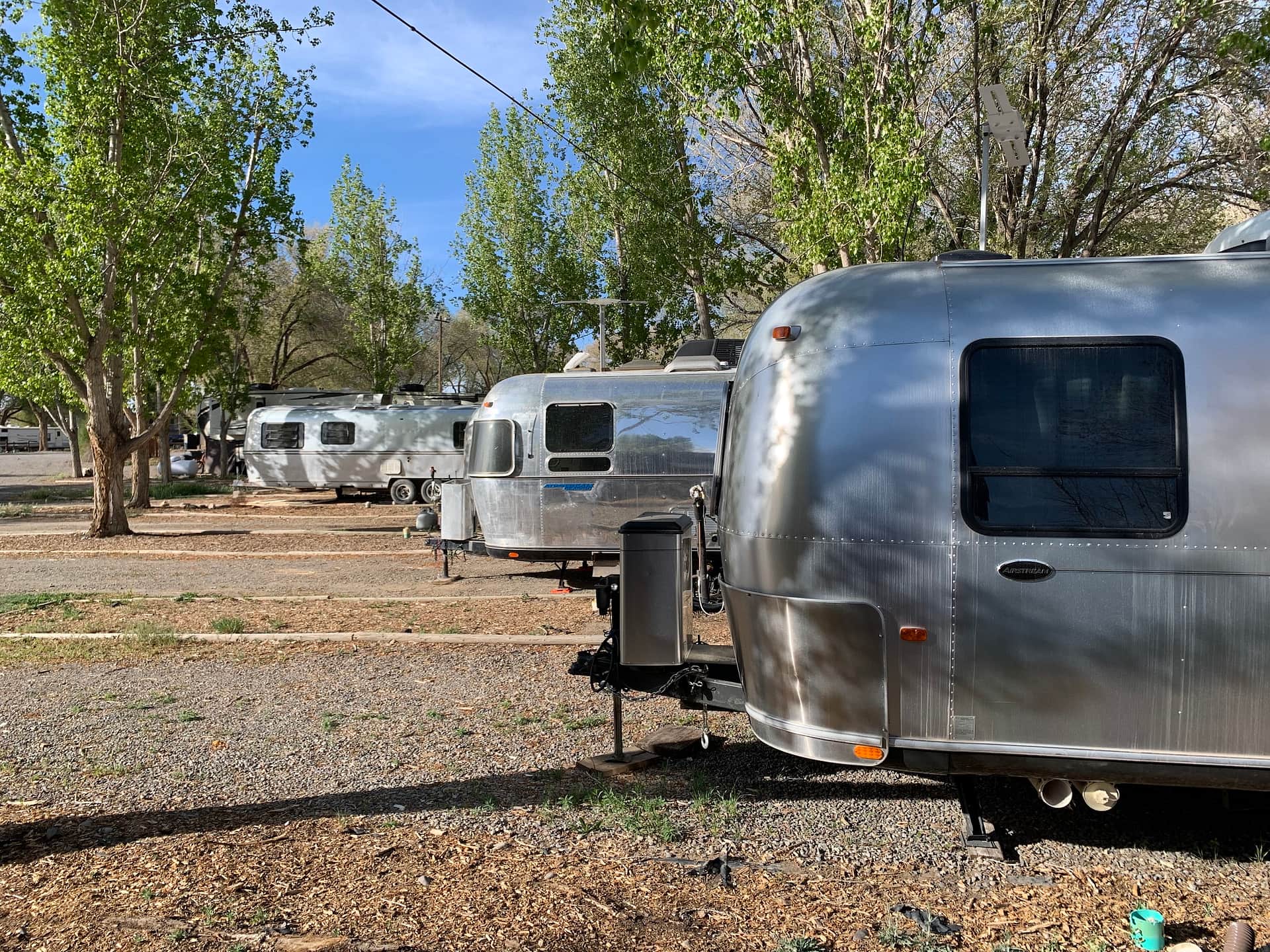 Cedar Creek Lodging & RV Park