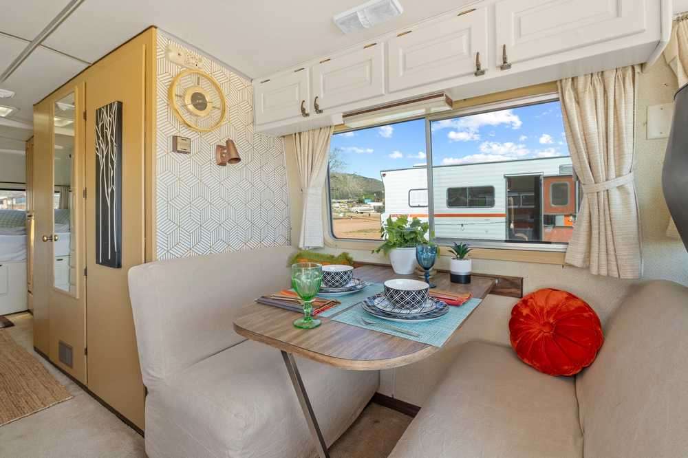 Starlite Vintage Resort