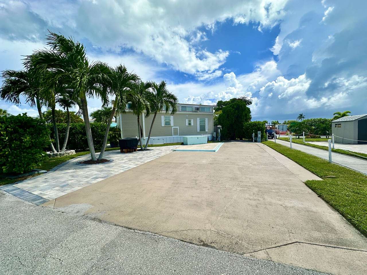 Nettles Island Coastal Resort