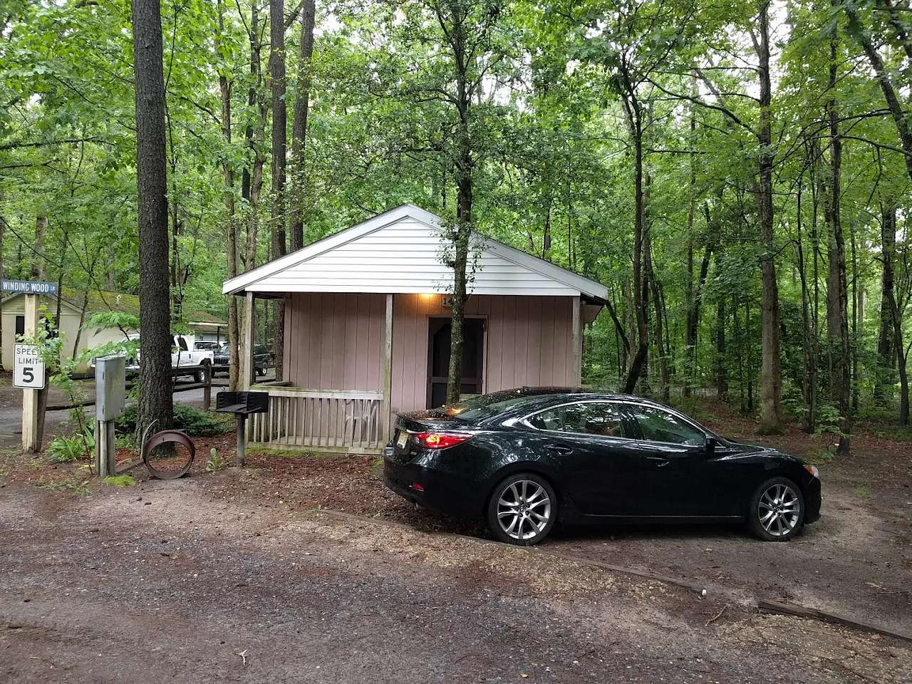 View rigs & rvs photos of G&R Campground
