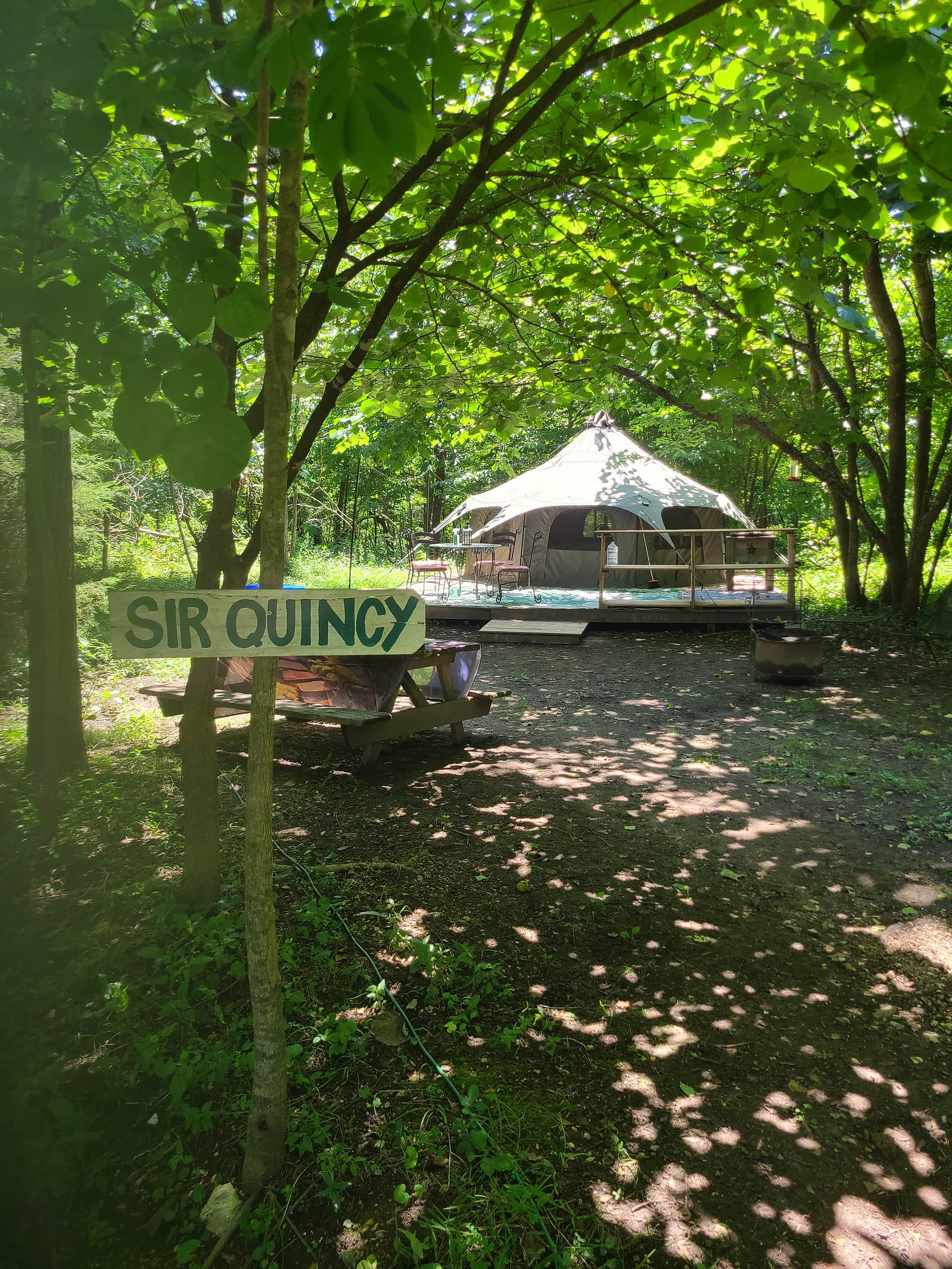 Hummingbird Hollow Outdoors