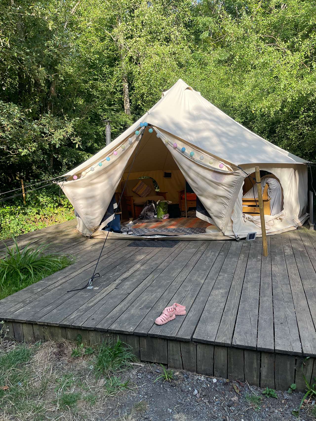Ash bell tent
